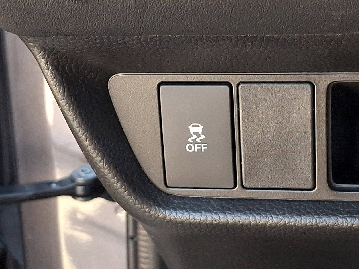 Used 2026 Honda HR-V LX image 23