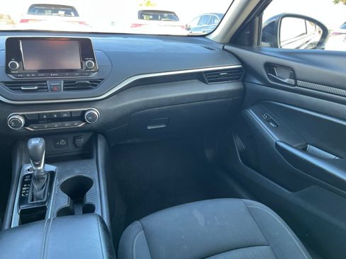 Used 2023 Nissan Altima 2.5 S FWD image 34