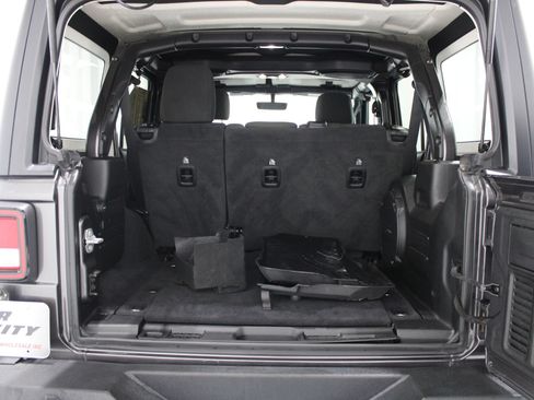 Used 2020 Jeep Wrangler Unlimited Rubicon AWD/4WD image 20