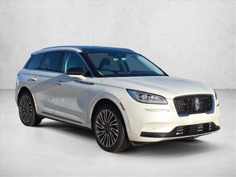 Used 2021 Lincoln Corsair Reserve w/ Equipment Group 201A AWD/4WD image 3