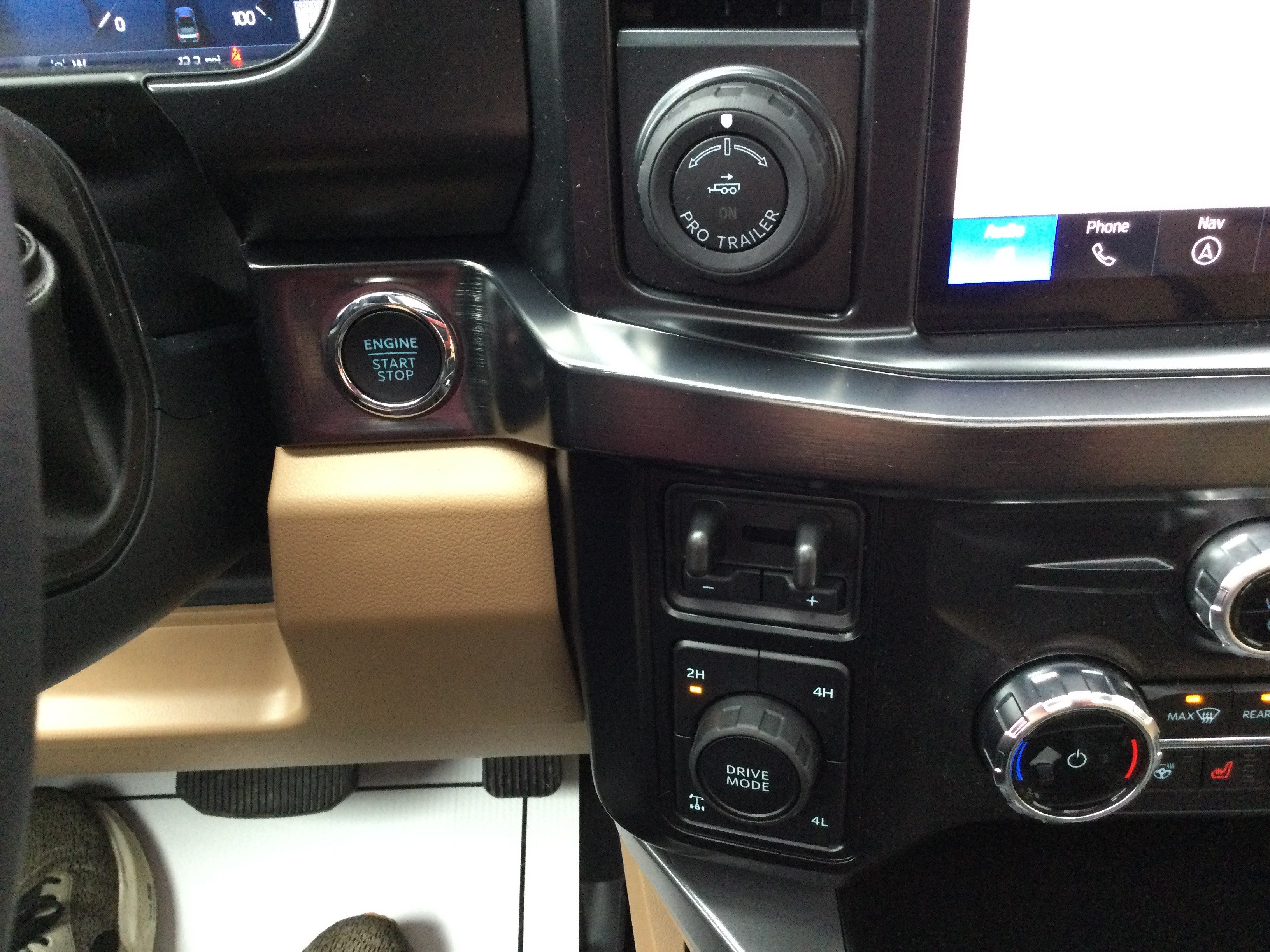 New 2026 Ford F350 Lariat w/ Lariat Ultimate Package AWD/4WD image 16