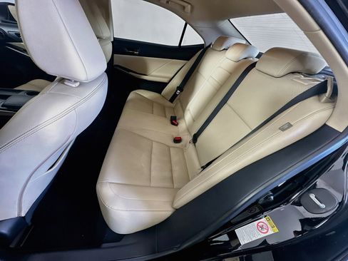Used 2016 Lexus IS 300 AWD w/ Premium Package image 28