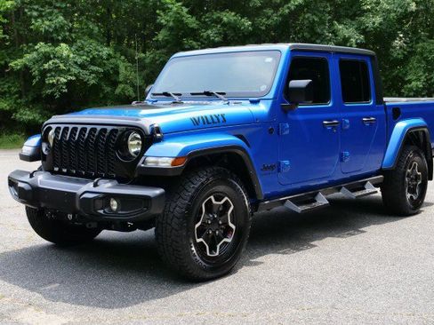 Used 2021 Jeep Gladiator Sport AWD/4WD image 6