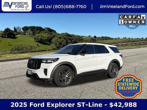 Certified 2025 Ford Explorer ST-Line w/ Premium Package image 1