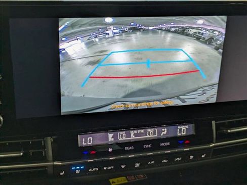 Used 2025 Toyota Sienna XSE image 14