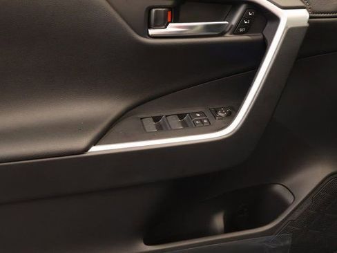 New 2025 Toyota RAV4 Limited image 7