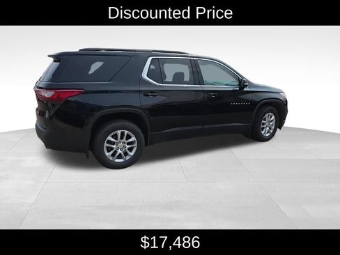 Used 2019 Chevrolet Traverse LT AWD/4WD image 3