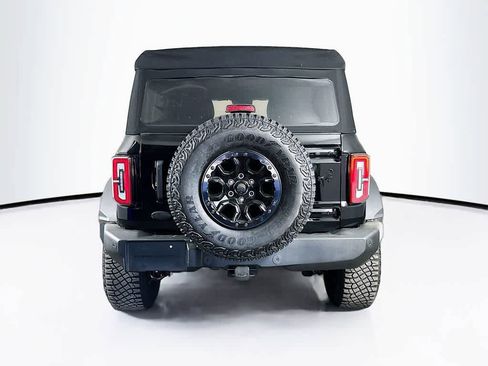 Used 2024 Ford Bronco Wildtrak image 5