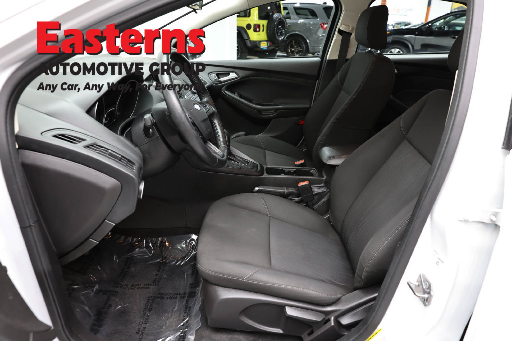 Used 2018 Ford Focus SE w/ Cold Weather Package FWD image 69