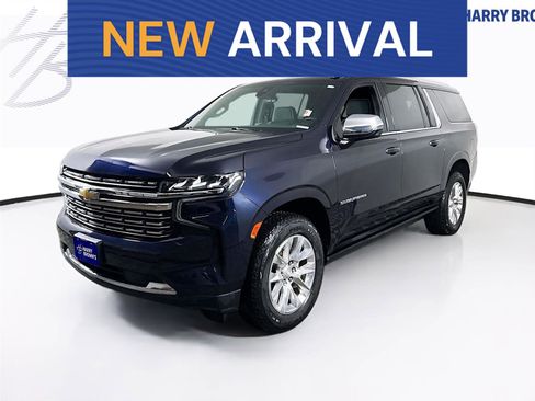 Used 2022 Chevrolet Suburban Premier image 1