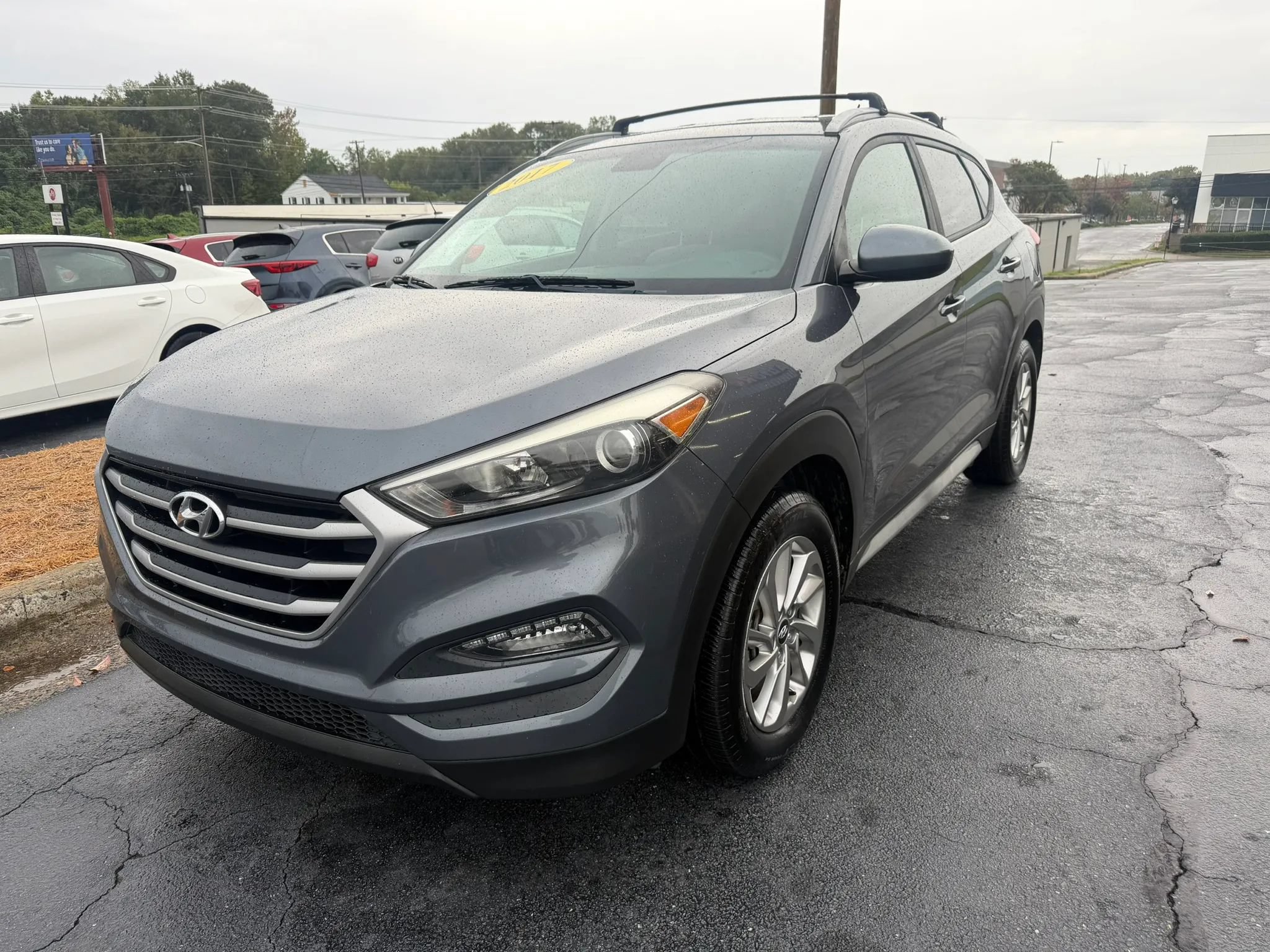 Used 2017 Hyundai Tucson SE w/ SE Popular Package 02 FWD image 3