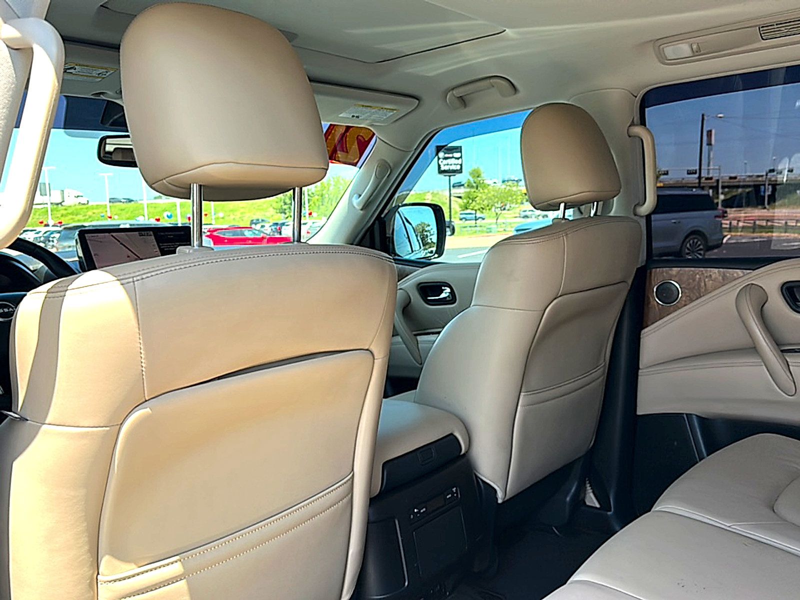 Used 2021 Nissan Armada SL RWD image 18
