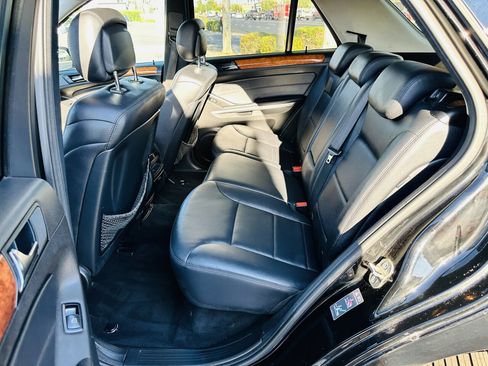 Used 2009 Mercedes-Benz ML 350 2WD image 23