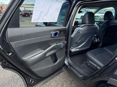 New 2026 Kia Sorento S AWD/4WD image 10