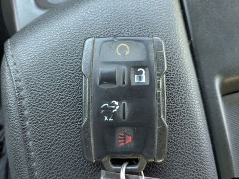 Used 2021 Chevrolet Silverado 1500 Custom Trail Boss w/ Safety Confidence Package image 24