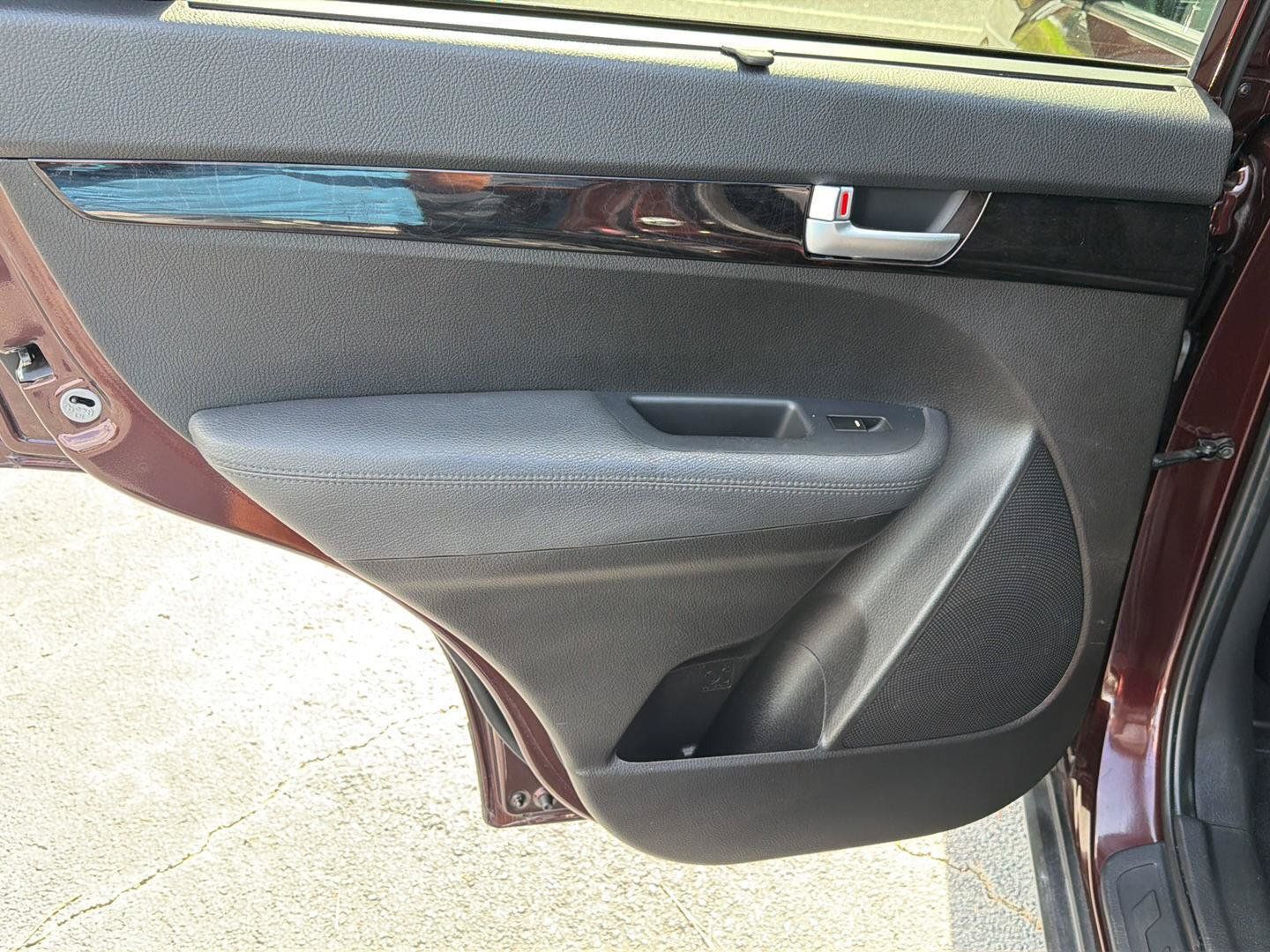 Used 2015 Kia Sorento EX FWD image 17