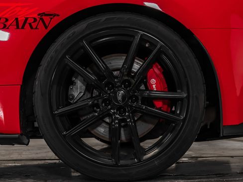 Used 2020 Ford Mustang Shelby GT500 w/ Technology Package image 17