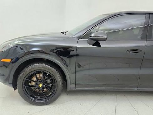 Used 2019 Porsche Cayenne image 10