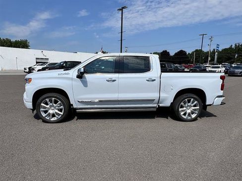 New 2026 Chevrolet Silverado 1500 High Country AWD/4WD image 2