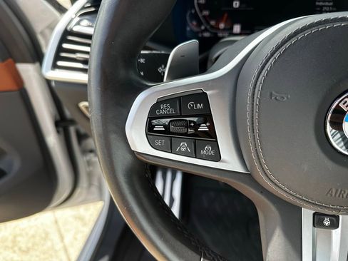 Used 2020 BMW X7 M50i image 12