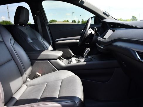 Used 2019 Cadillac XT4 Premium Luxury w/ Cold Weather Package AWD/4WD image 30