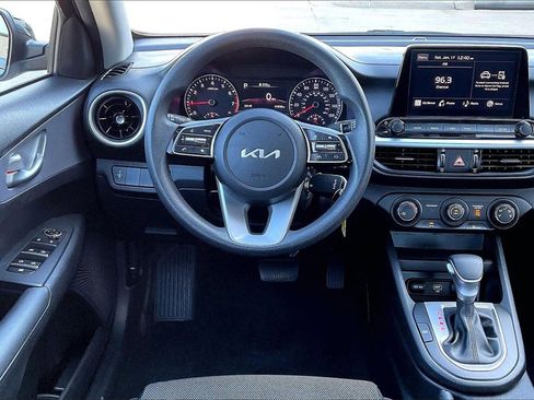 Certified 2024 Kia Forte LXS image 5