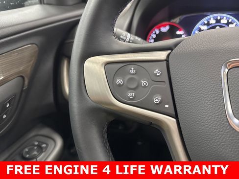 Used 2023 GMC Terrain Denali w/ Denali Premium Package image 12