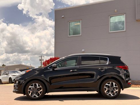Used 2021 Kia Sportage EX FWD image 13