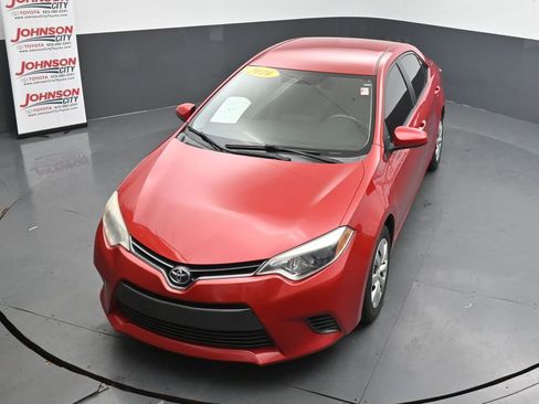 Used 2016 Toyota Corolla LE FWD image 26