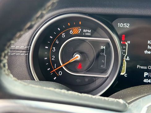 Used 2022 Jeep Wrangler Unlimited Sahara w/ LED Lighting Group AWD/4WD image 37
