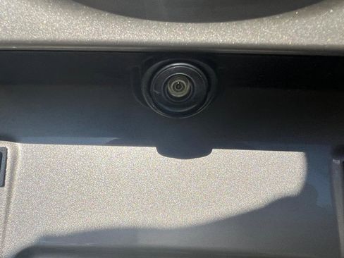 Used 2017 Ford Escape SE w/ Equipment Group 201A FWD image 34