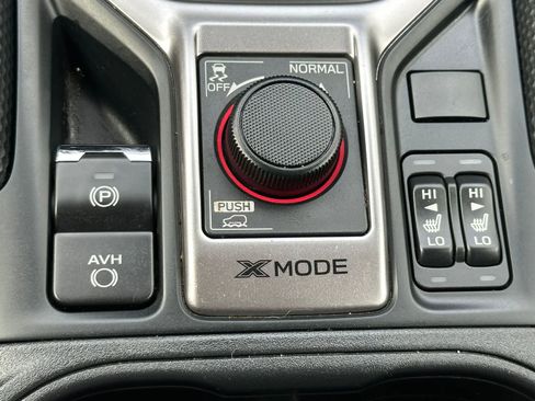 Certified 2024 Subaru Forester Premium AWD/4WD image 27