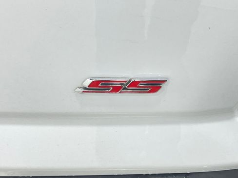 Used 2019 Chevrolet Camaro SS image 38