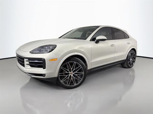 Certified 2026 Porsche Cayenne Coupe AWD/4WD image 1