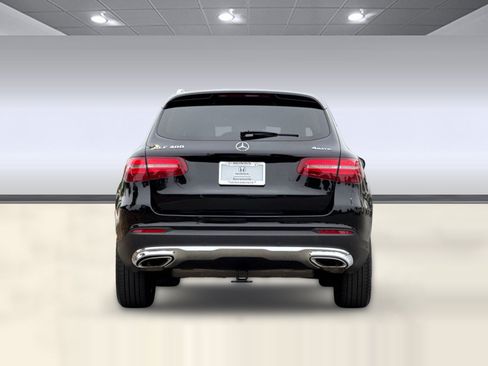 Used 2017 Mercedes-Benz GLC 300 4MATIC image 9