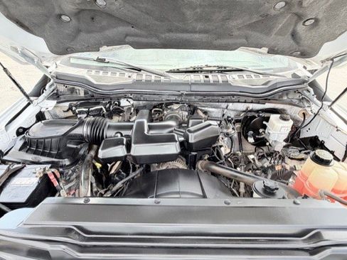 Used 2017 Ford F250 XL w/ Power Equipment Group image 21