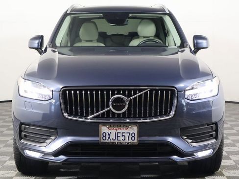 Used 2021 Volvo XC90 T6 Momentum w/ Climate Package AWD/4WD image 2