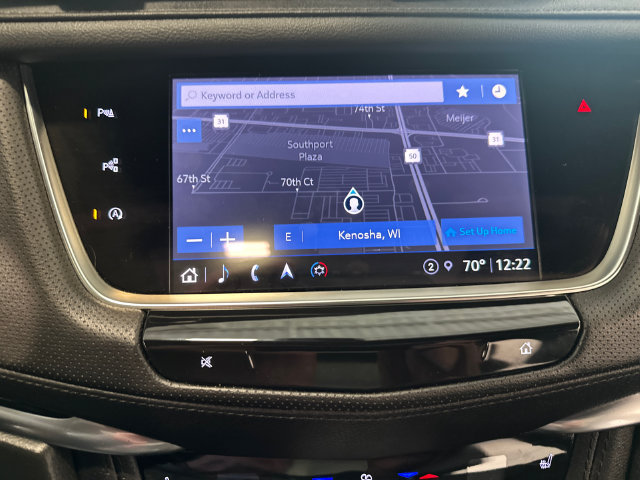 Certified 2025 Cadillac XT5 Premium Luxury w/ Technology Package AWD/4WD image 17