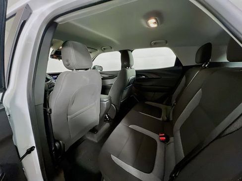 Used 2024 Chevrolet TrailBlazer LS image 22