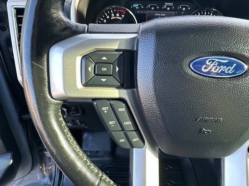 Used 2020 Ford F150 Lariat w/ Equipment Group 502A Luxury AWD/4WD image 14
