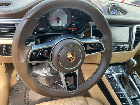 Used 2016 Porsche Macan S image 29