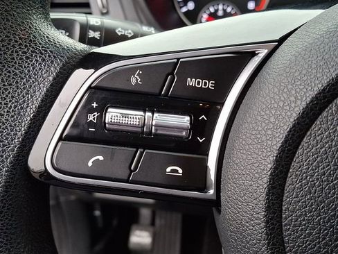 Used 2019 Kia Optima LX image 16