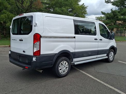 Certified 2025 Ford Transit 250 Low Roof w/ Exterior Upgrade Package RWD image 9