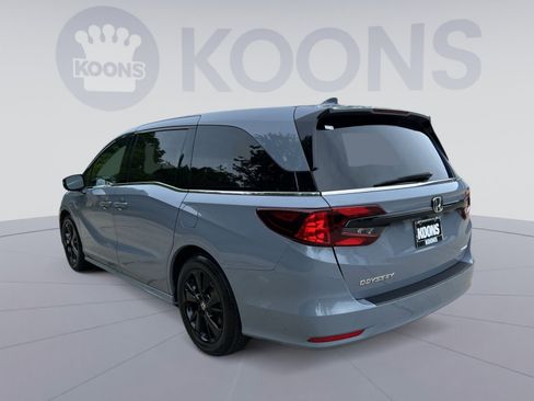 Used 2024 Honda Odyssey Sport image 8