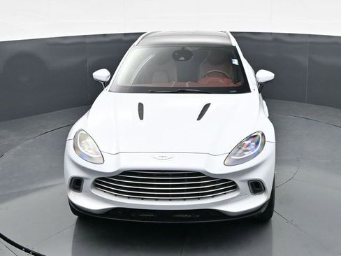 Used 2021 Aston Martin DBX AWD/4WD image 29