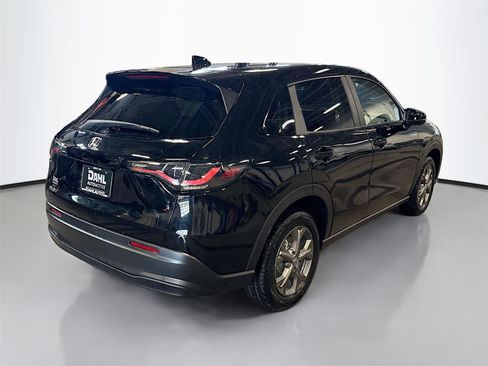 New 2026 Honda HR-V LX image 13