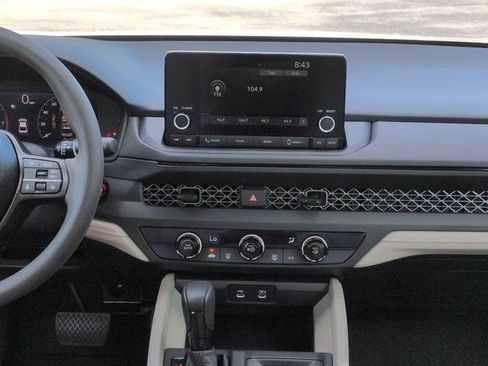 Used 2025 Honda Accord LX image 16