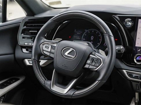 Used 2024 Lexus RX 350 Premium image 15