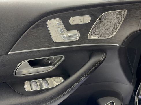 Used 2021 Mercedes-Benz GLS 450 4MATIC image 15
