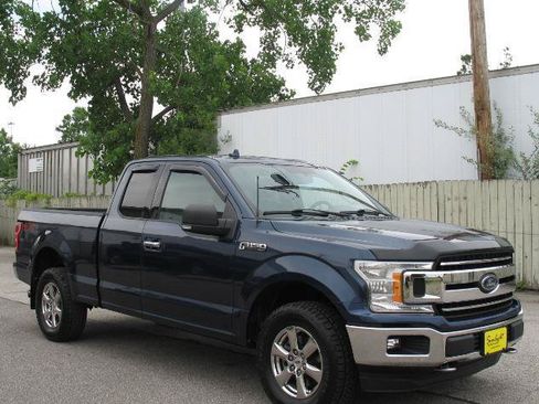 Used 2018 Ford F150 XLT w/ Equipment Group 301A Mid AWD/4WD image 4